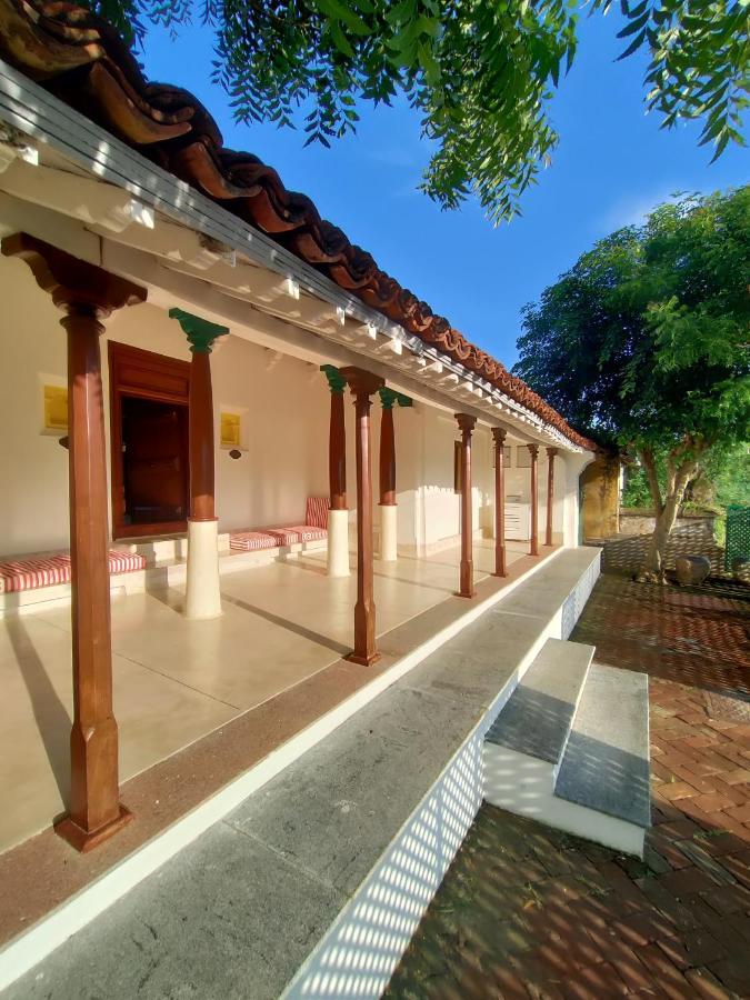 Mangala Heritage By Luxunlock Private Villas Tirukkannapuram 外观 照片