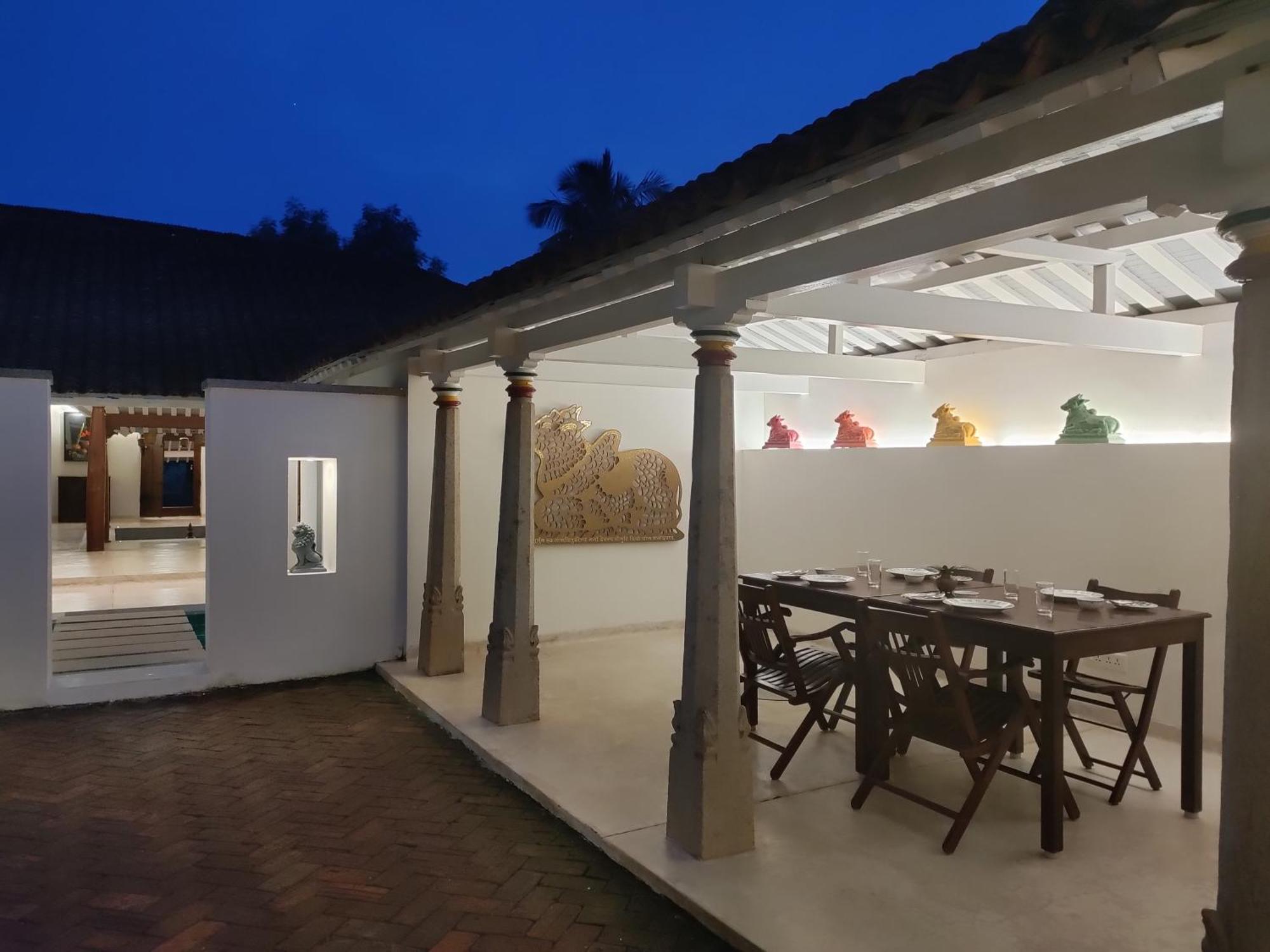 Mangala Heritage By Luxunlock Private Villas Tirukkannapuram 外观 照片
