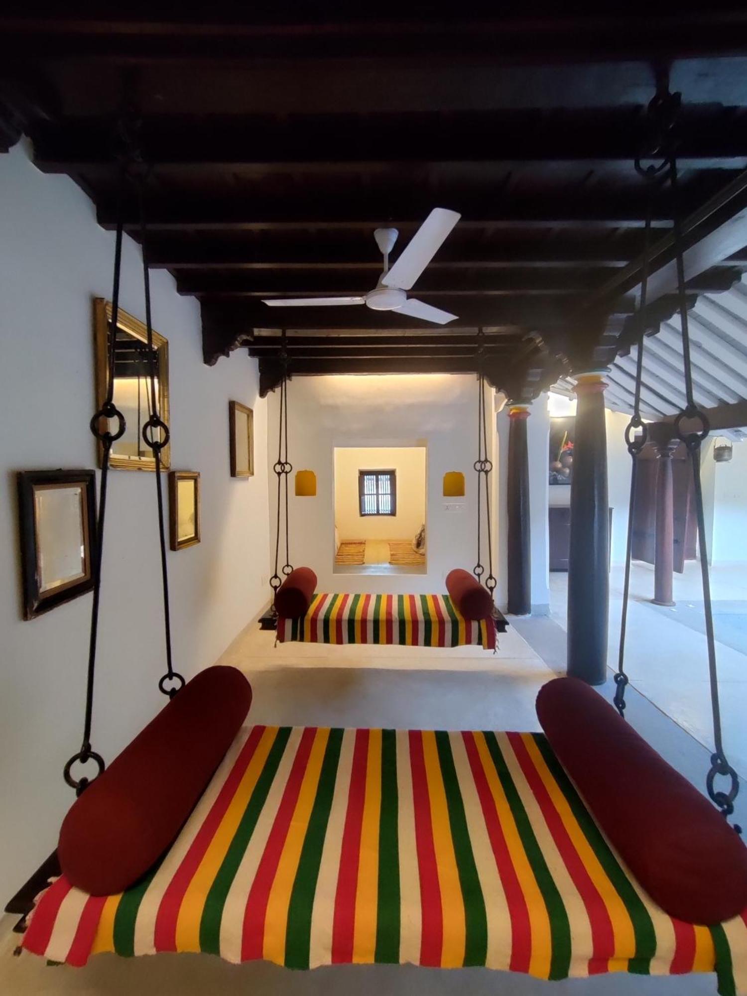 Mangala Heritage By Luxunlock Private Villas Tirukkannapuram 外观 照片
